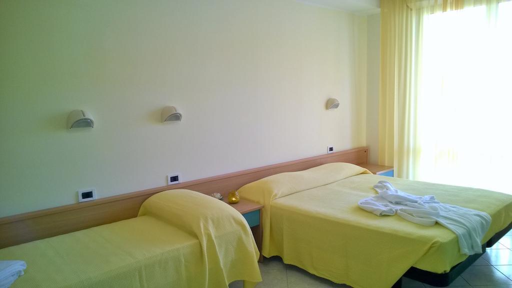 Hotel Paola Garden - Nuova Gestione Bellariva Di Rimini 部屋 写真
