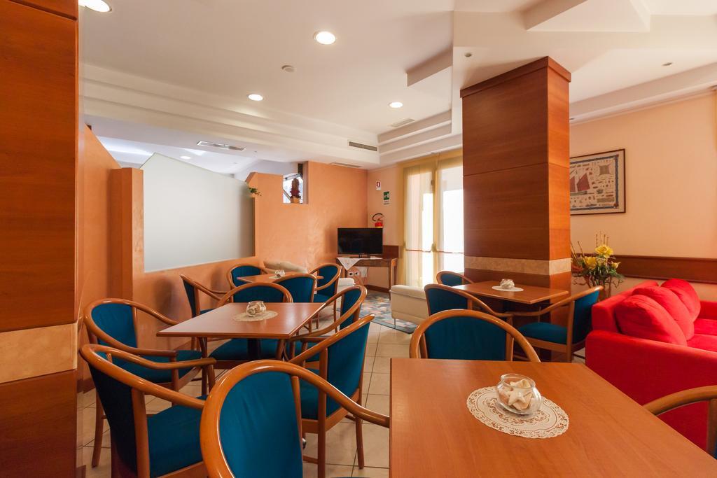 Hotel Paola Garden - Nuova Gestione Bellariva Di Rimini エクステリア 写真