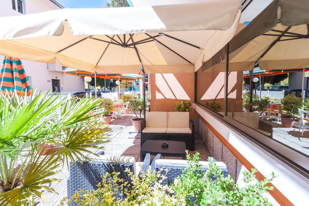 Hotel Paola Garden - Nuova Gestione Bellariva Di Rimini エクステリア 写真