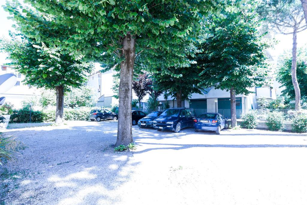 Hotel Paola Garden - Nuova Gestione Bellariva Di Rimini エクステリア 写真