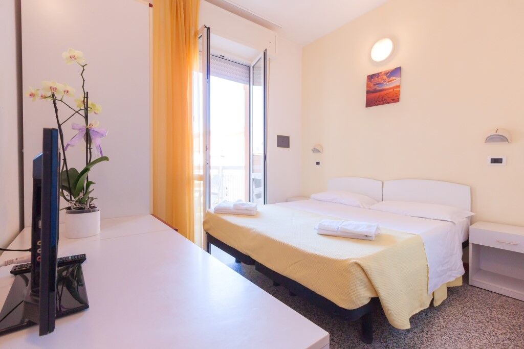 Hotel Paola Garden - Nuova Gestione Bellariva Di Rimini エクステリア 写真